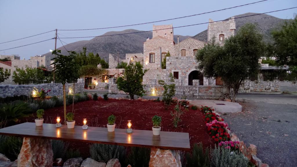 Katafigi Apartment Pyrgos Dirou ภายนอก รูปภาพ