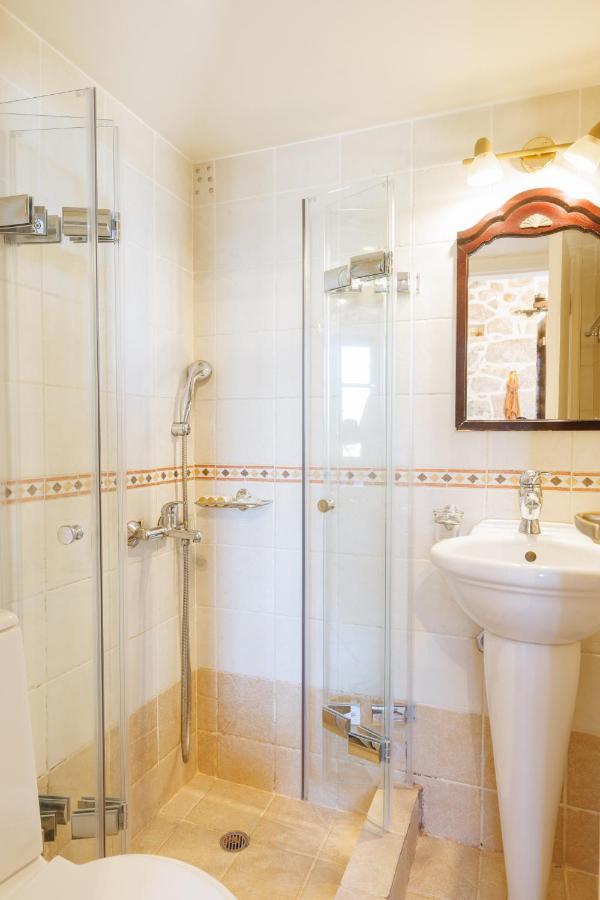Katafigi Apartment Pyrgos Dirou ภายนอก รูปภาพ