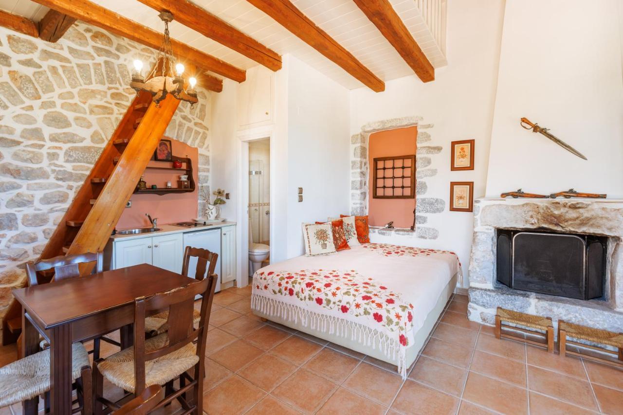 Katafigi Apartment Pyrgos Dirou ภายนอก รูปภาพ