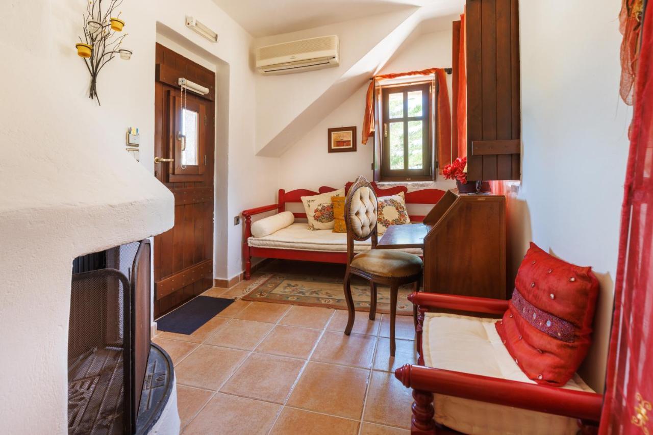 Katafigi Apartment Pyrgos Dirou ภายนอก รูปภาพ