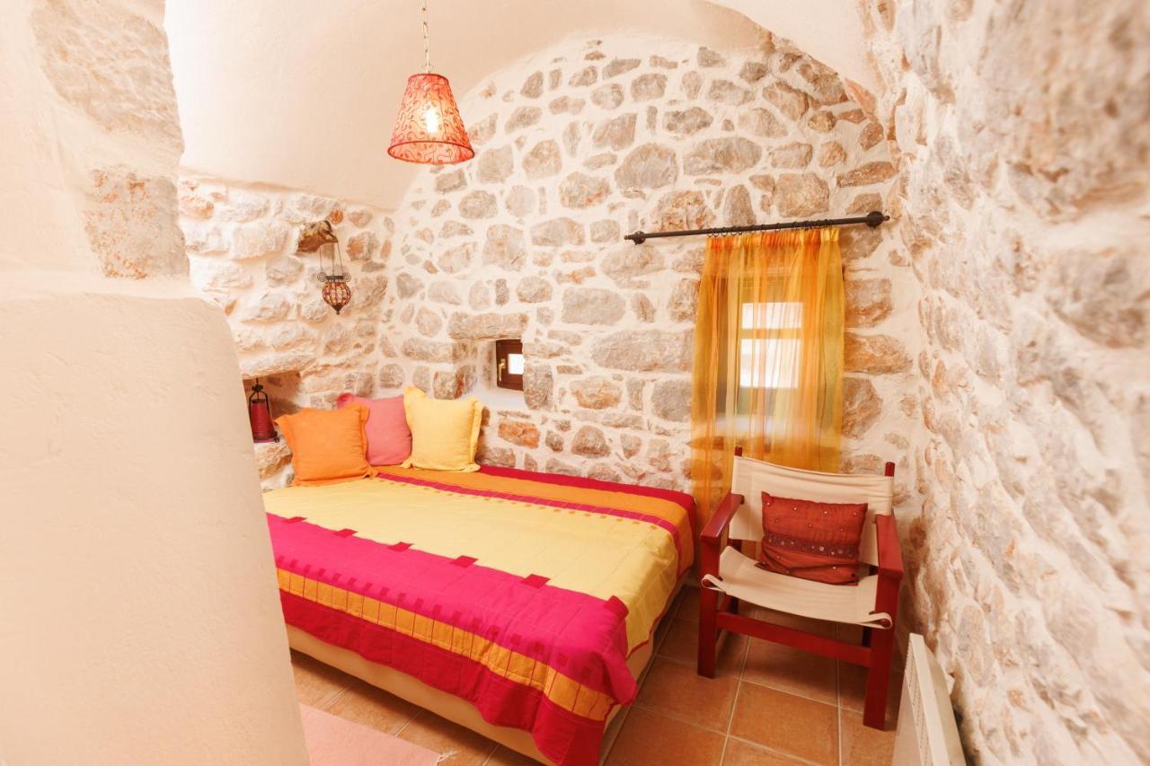 Katafigi Apartment Pyrgos Dirou ภายนอก รูปภาพ