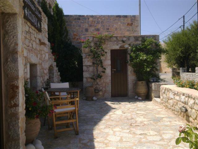 Katafigi Apartment Pyrgos Dirou ภายนอก รูปภาพ